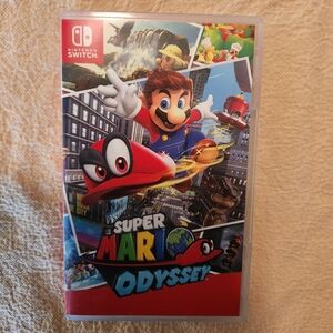 Nintendo Switch Super Mario Odyssey - Red